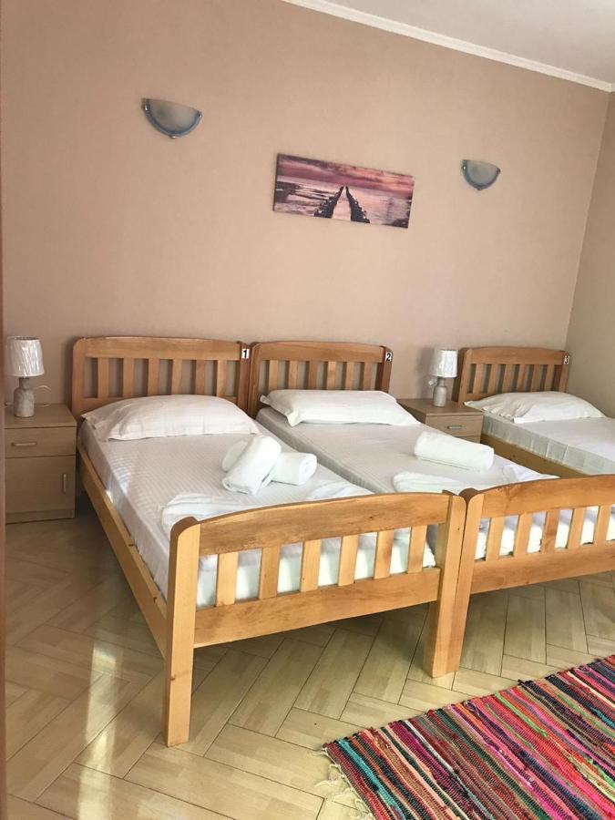Hotel Durres Vila 53 ภายนอก รูปภาพ